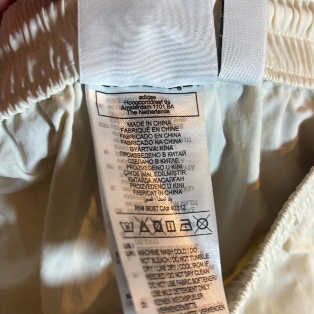 Menβs Adidas Sprinter Shorts β Wonder White - NWT - MSRP $45 - Picture 4 of 8